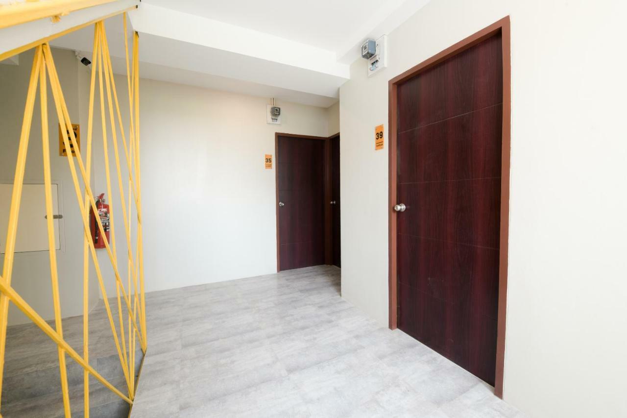 OYO 347 Southside Residence Pattaya Buitenkant foto